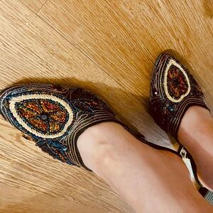 Dulhan Jeweled Shoes